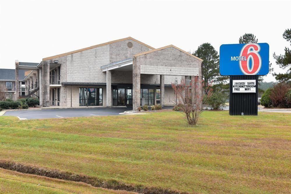 Motel 6-Kenly, Nc Exterior photo