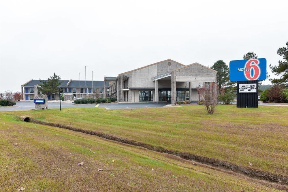 Motel 6-Kenly, Nc Exterior photo
