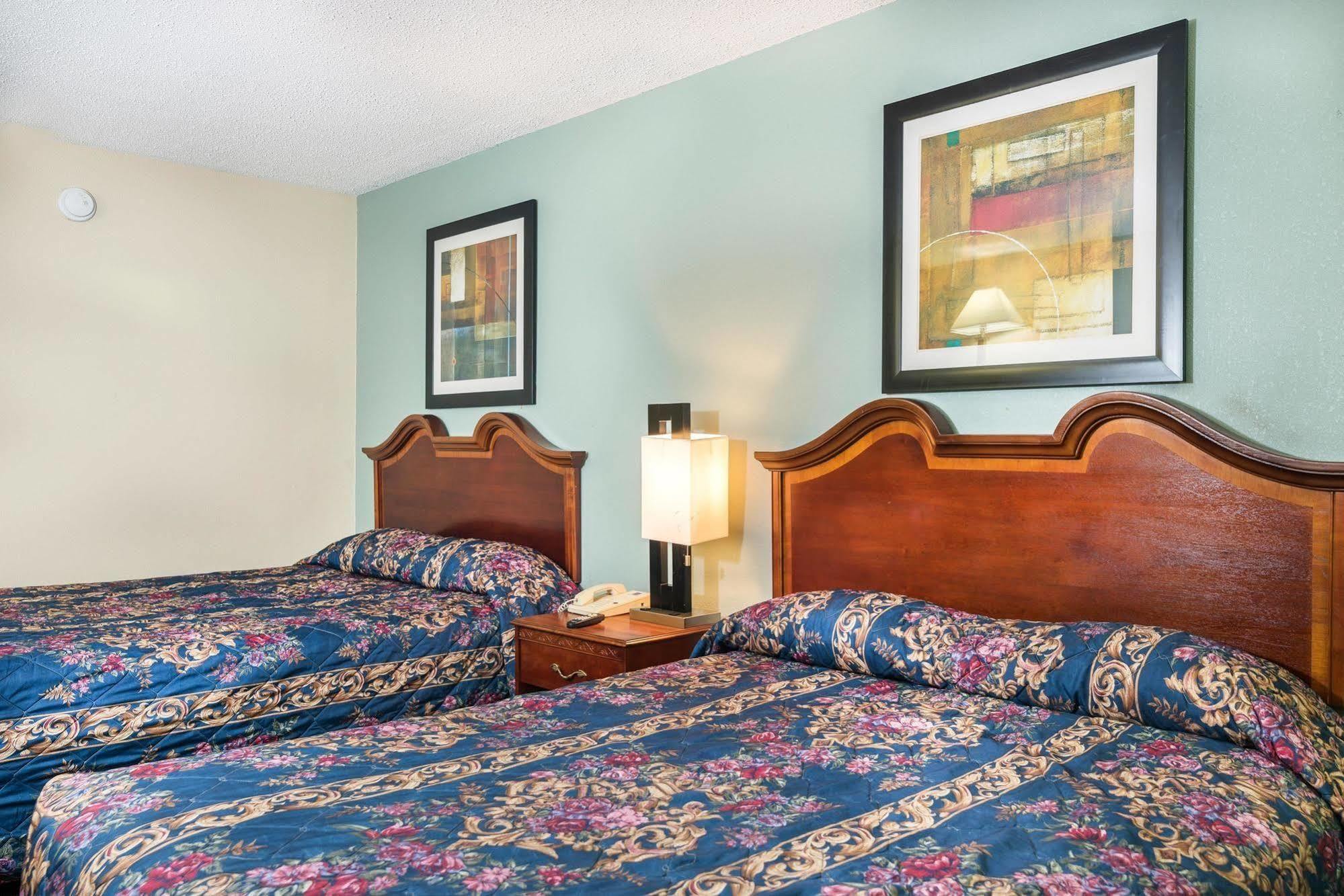 Motel 6-Kenly, Nc Exterior photo